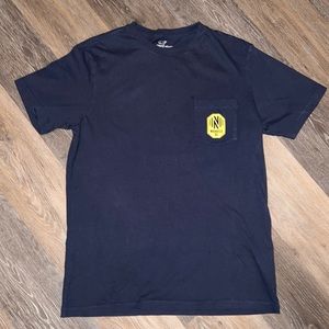 Vineyard Vine NSC Mens small Shirt